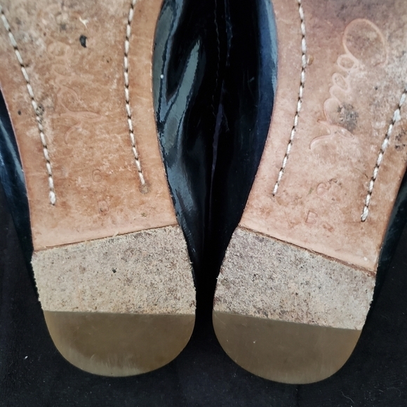 Coach Junie Black Patent Leather Flats Size 6 - Picture 7 of 10